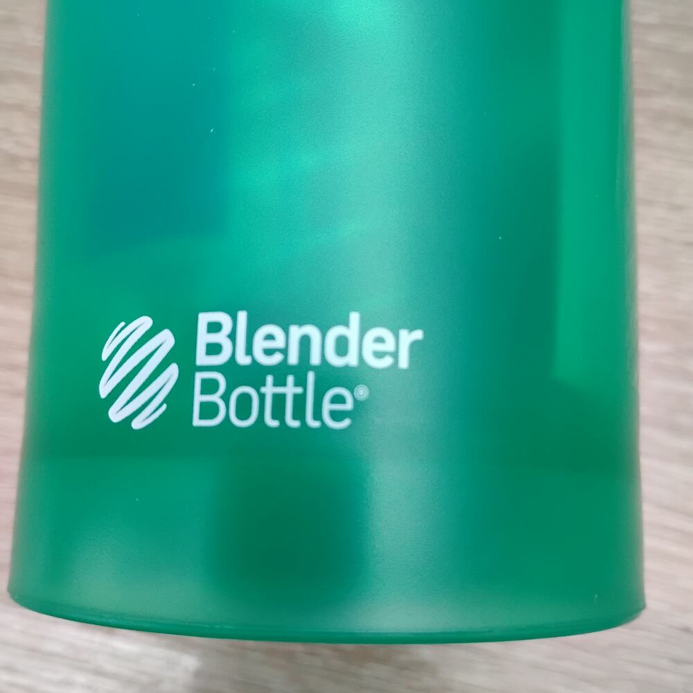 Blender Bottle 28oz NEW Nature's Sunshine Green